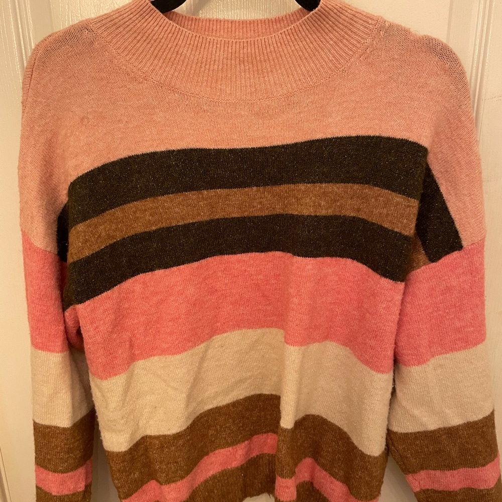 Cropped sweater